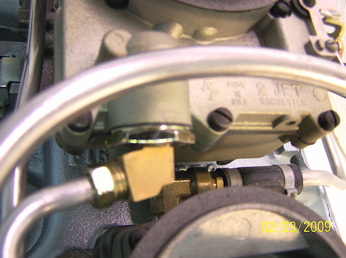 1966 Fuel inlet Reducer, Center Carb – Pontiac Tripower